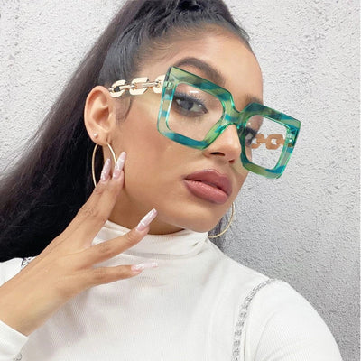 STYLISH SUNGLASSES