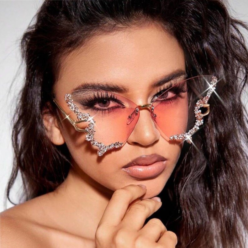 Glam Fly Crystal Butterfly Wing Sunglasses – Peeperly display picture 1
