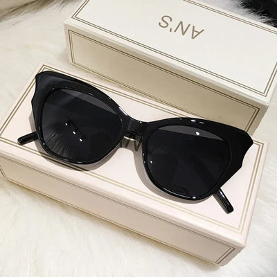 STYLISH SUNGLASSES