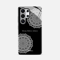 Monochrome Dreams - Crystal