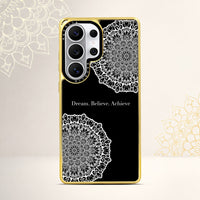 Monochrome Dreams - Regalia