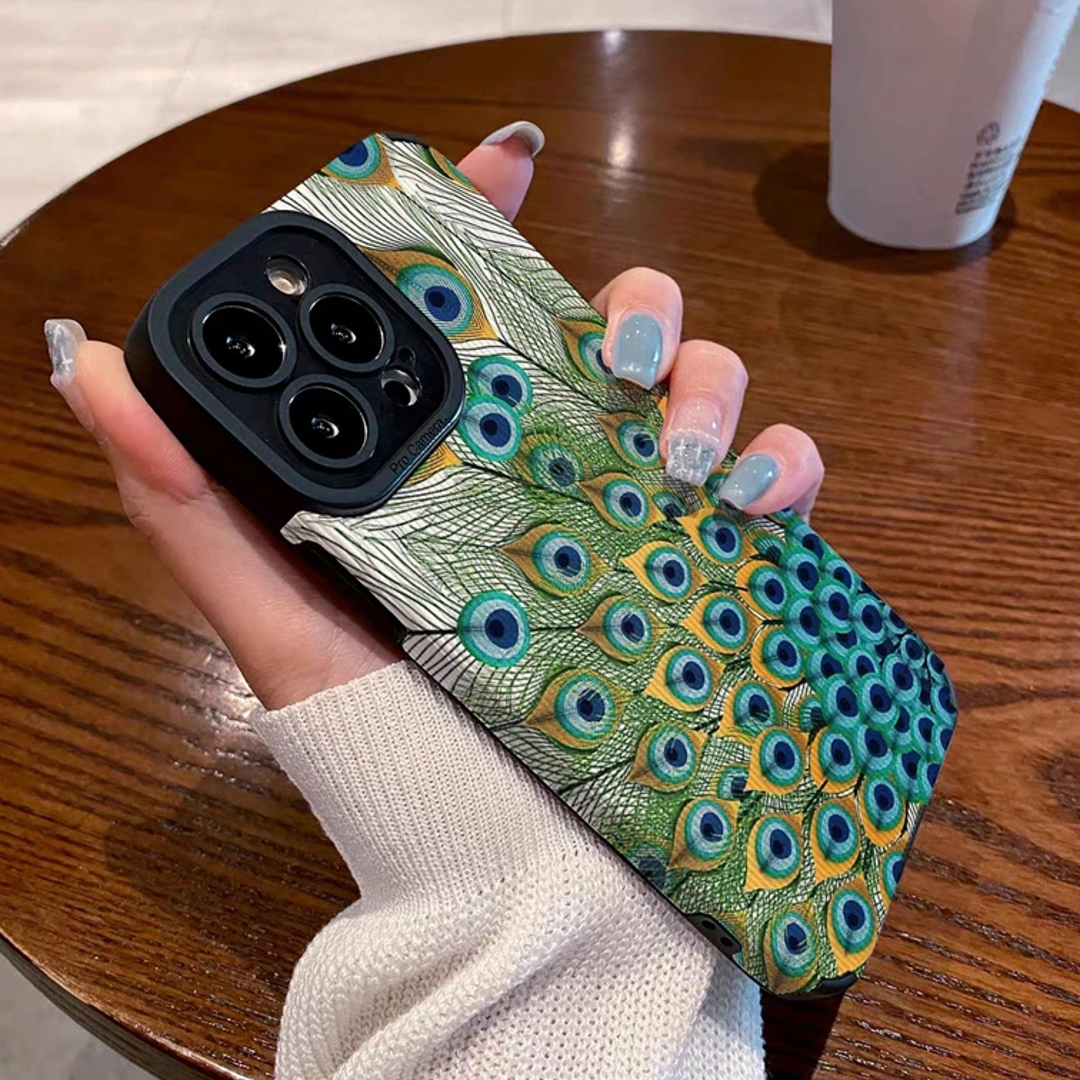 Beautiful Peacock Feather Pattern Phone Case