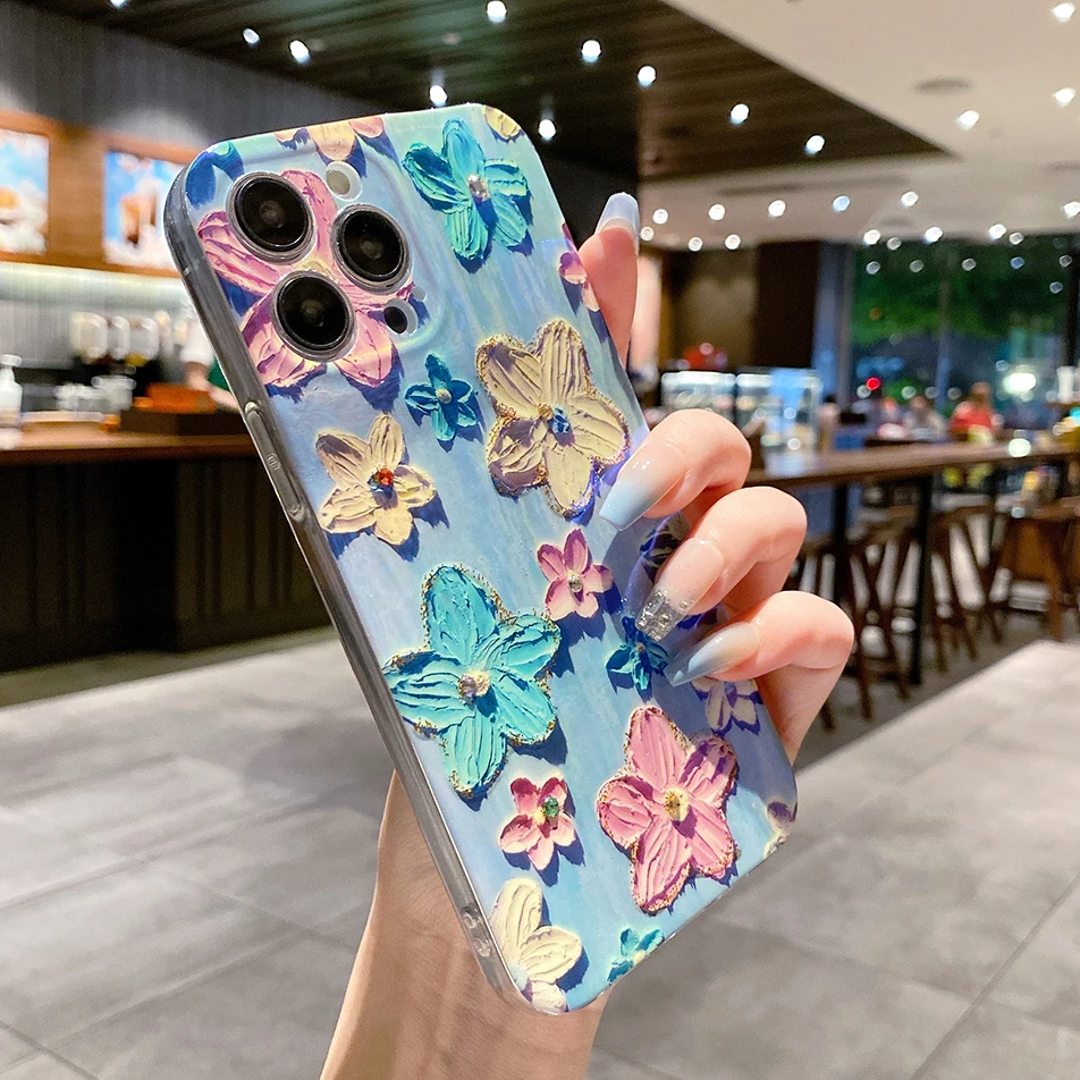 Daisy Elegance Luxe Floral Phone Case