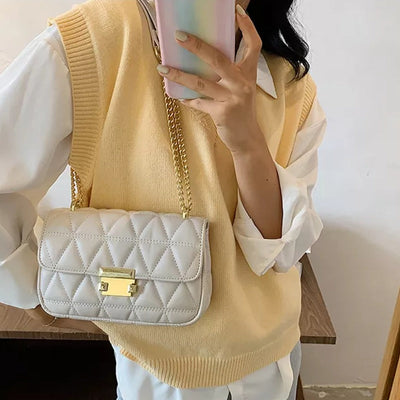 sling bag with golden chain 